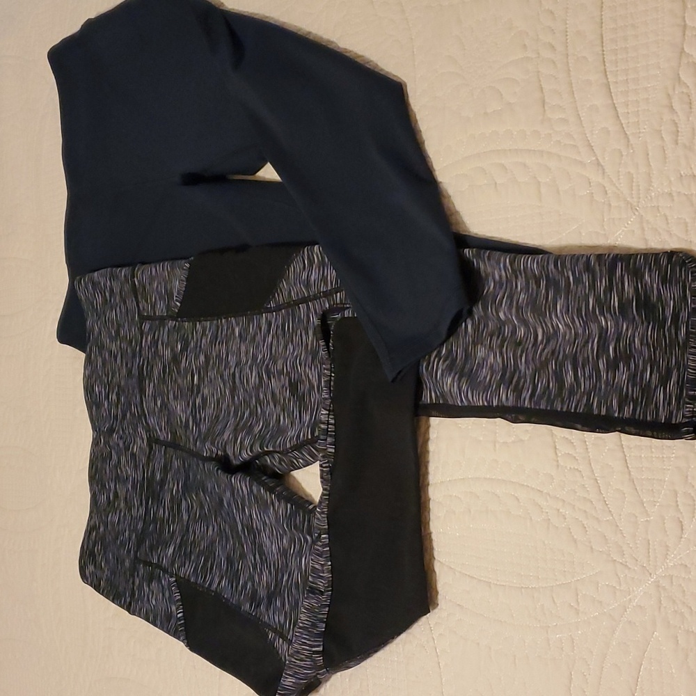 2 Pair of Women's Queenieke Capri Leggings Size XL